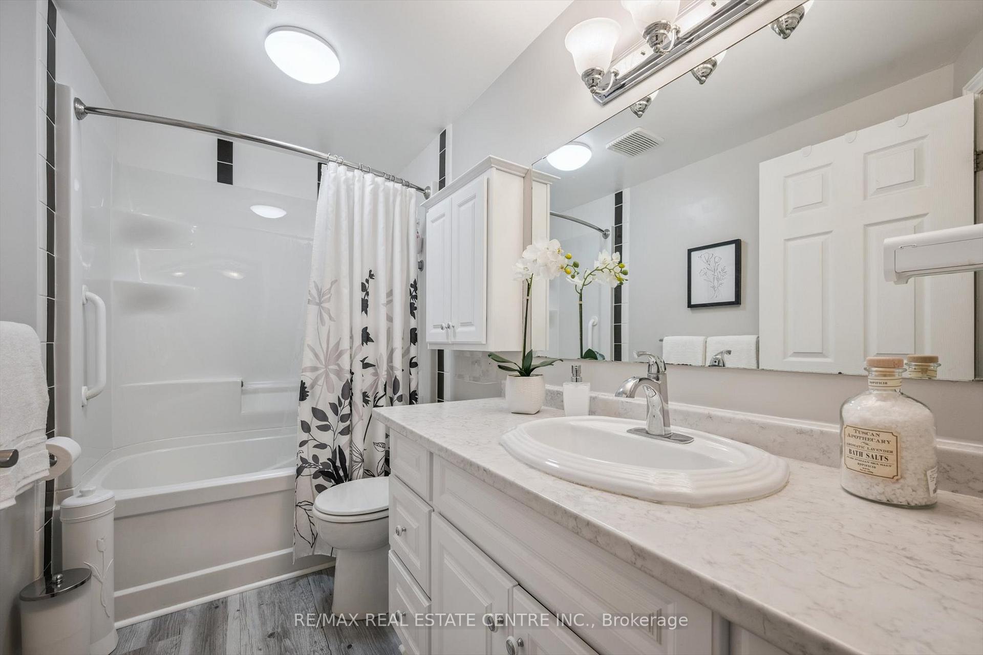 Photo 22 of Unit 2, 375 Kingscourt Drive, Waterloo — HOMEH