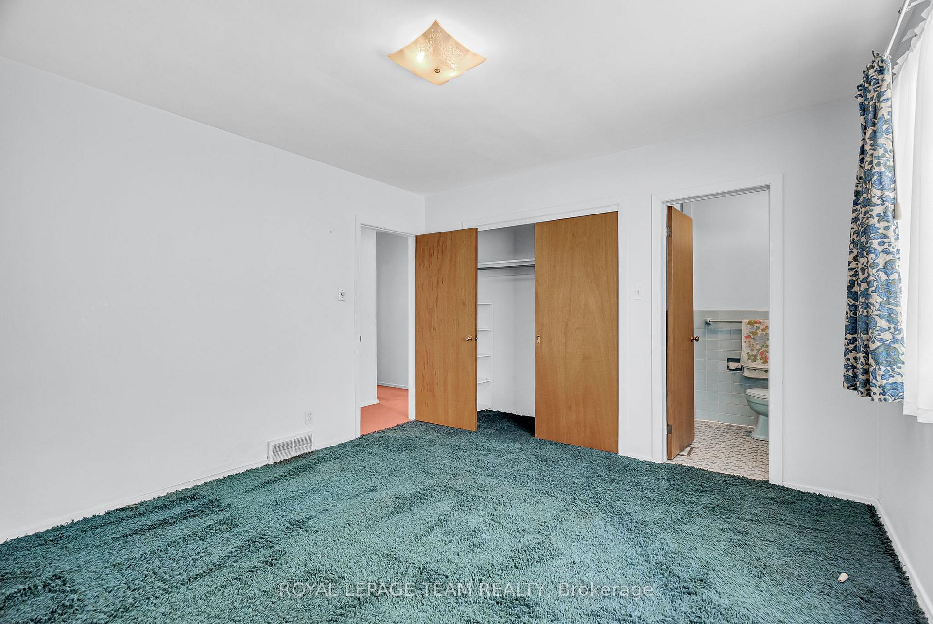 Photo 13 of 461 Parr Avenue, Ottawa, Laurentianview — HOMEH