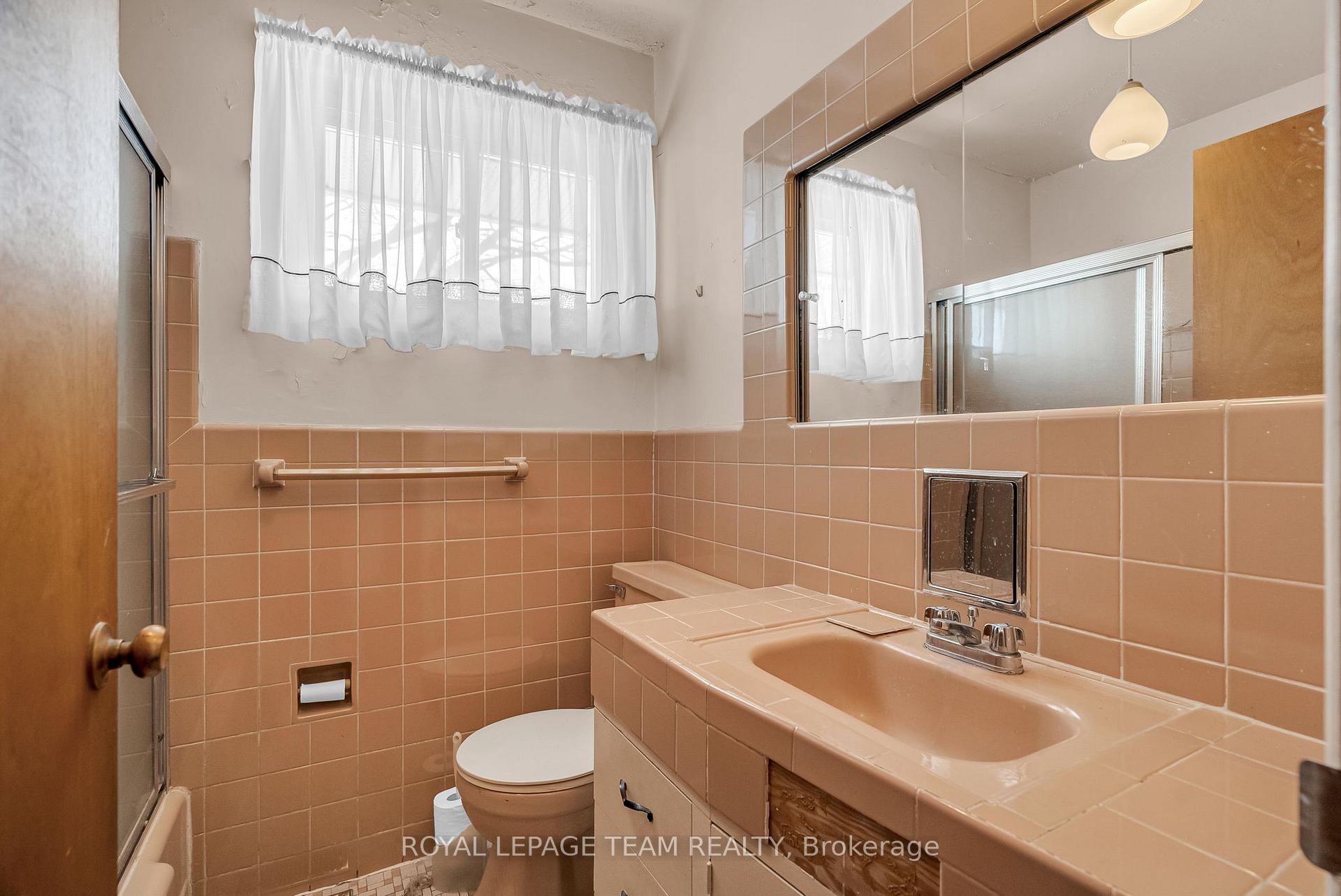 Photo 18 of 461 Parr Avenue, Ottawa, Laurentianview — HOMEH