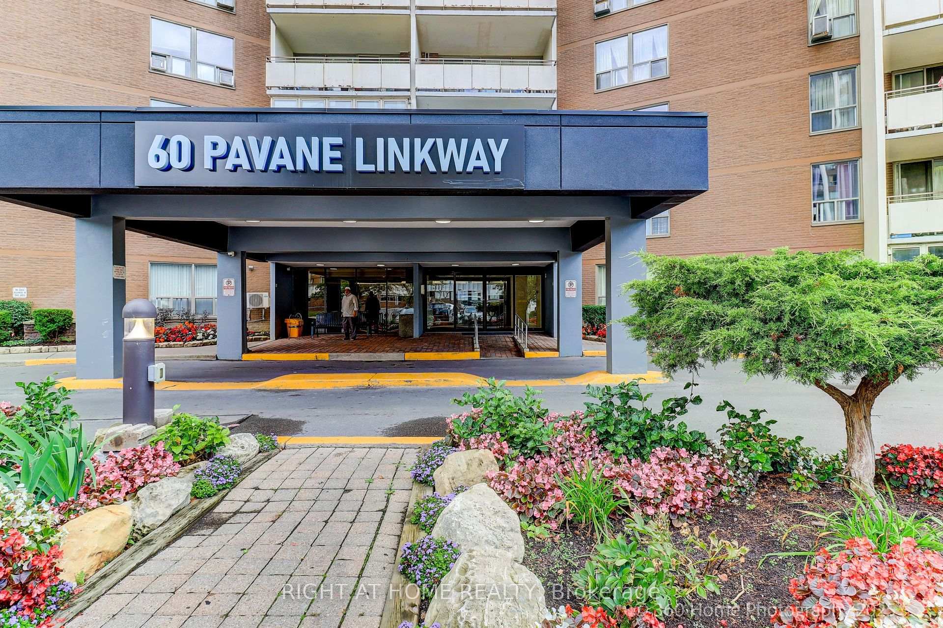 Photo 1 of Unit 1709, 60 Pavane Link Way, Toronto, Flemingdon Park — HOMEH