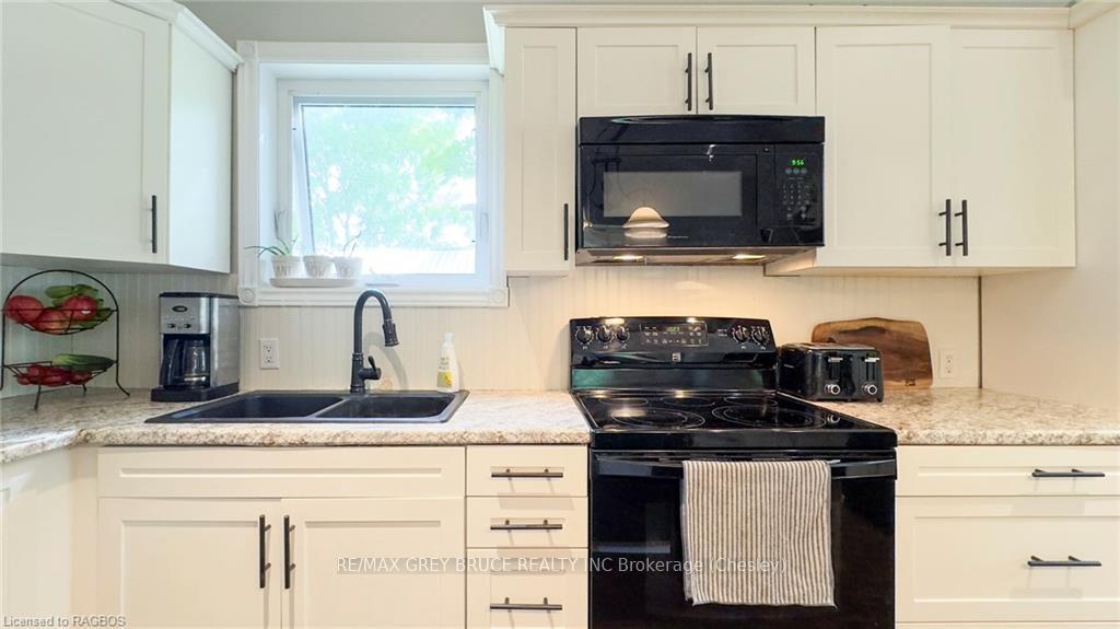 Photo 14 of 130 4TH St, Arran-Elderslie — HOMEH