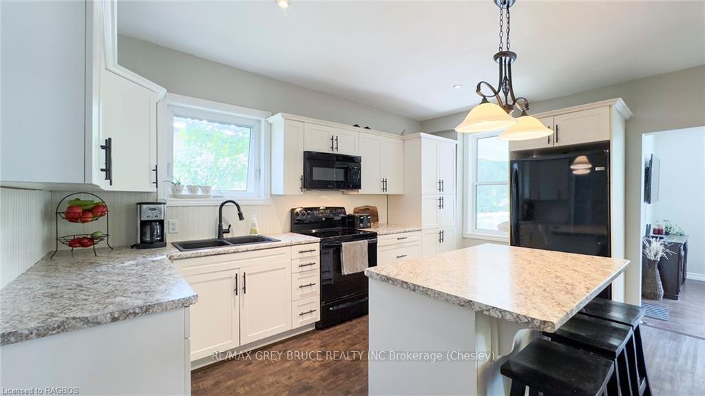 Photo 16 of 130 4TH St, Arran-Elderslie — HOMEH