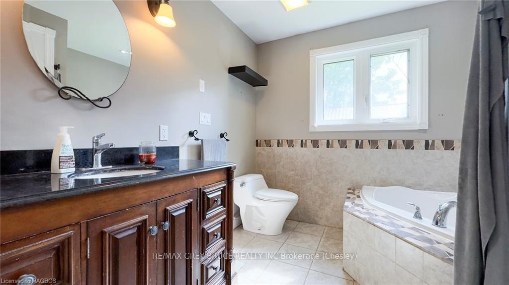 Photo 24 of 130 4TH St, Arran-Elderslie — HOMEH