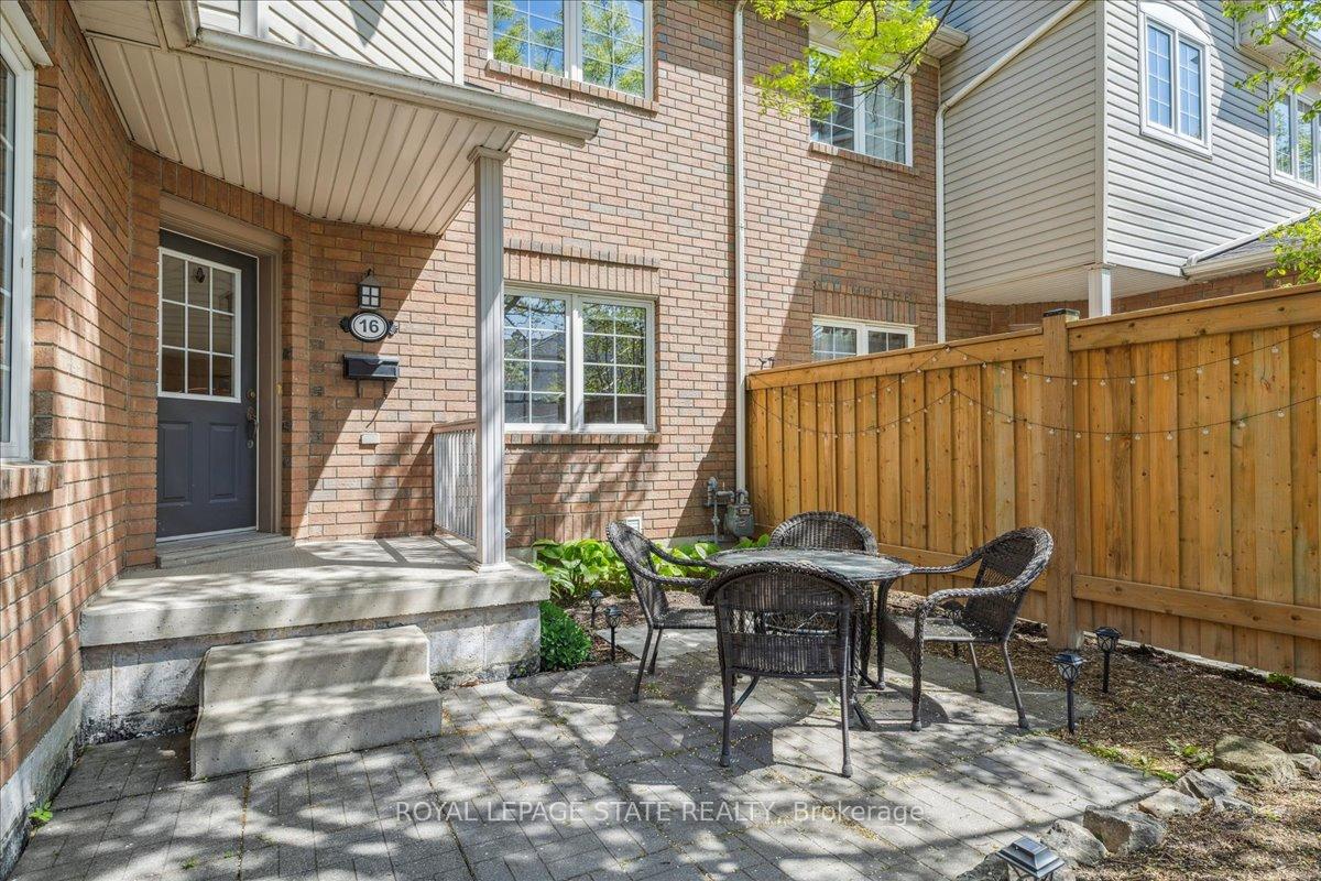 Photo 10 of Unit 16, 100 Beddoe Drive, Hamilton, Chedoke Park — HOMEH