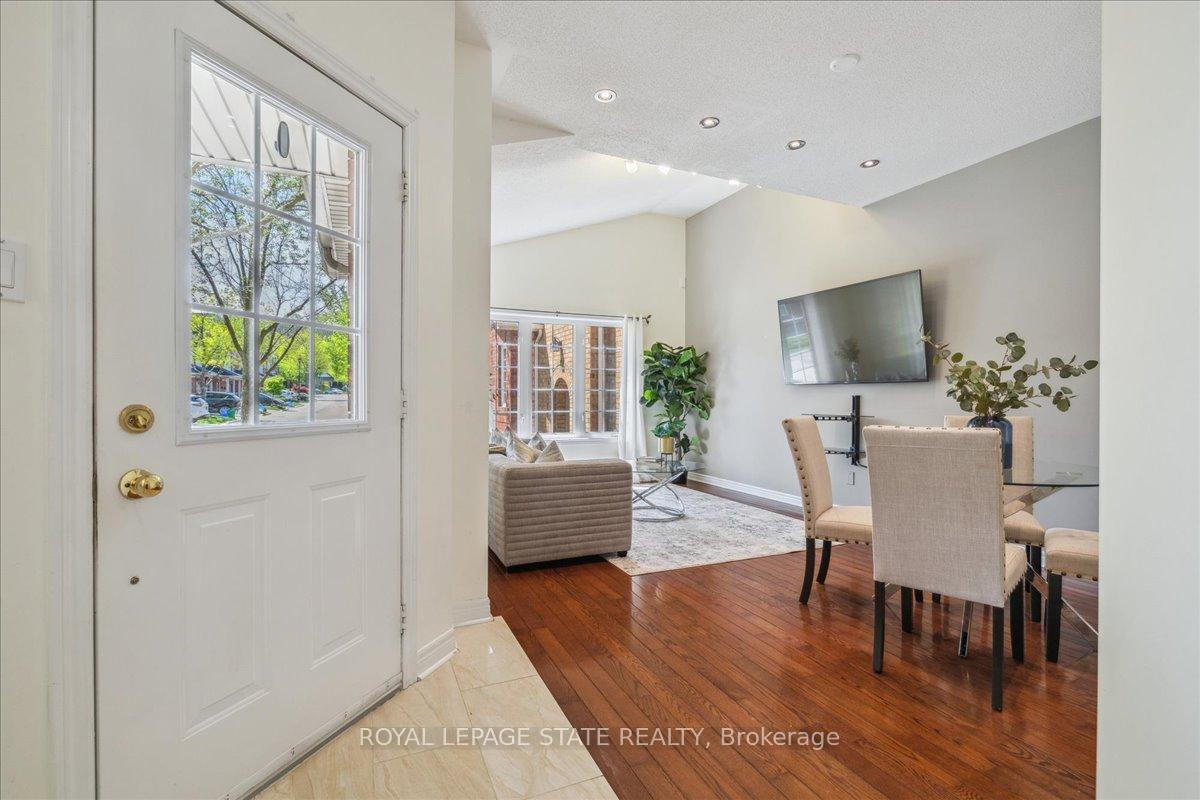 Photo 15 of Unit 16, 100 Beddoe Drive, Hamilton, Chedoke Park — HOMEH