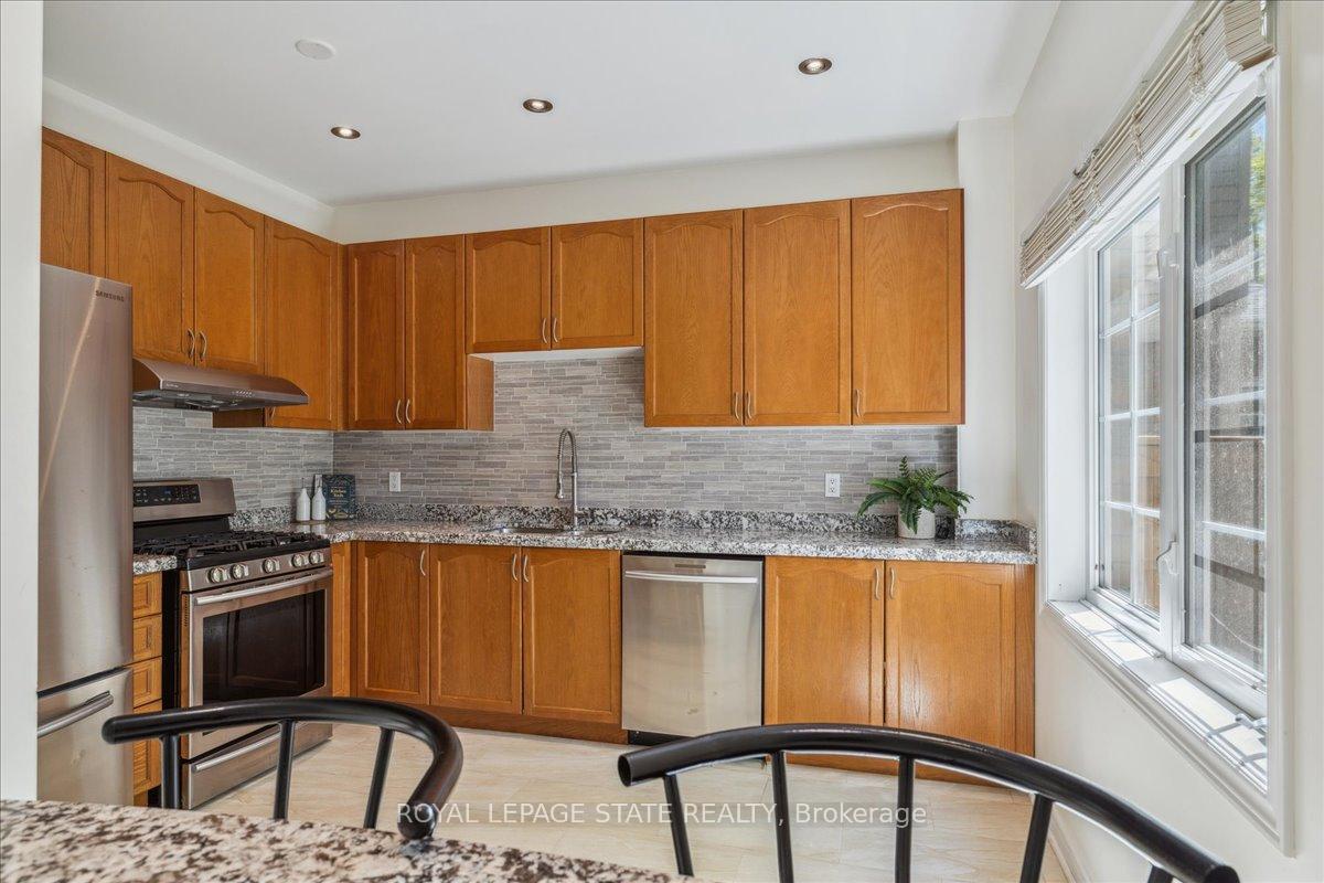Photo 21 of Unit 16, 100 Beddoe Drive, Hamilton, Chedoke Park — HOMEH