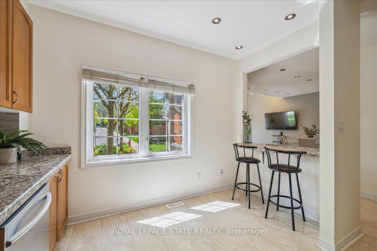 Photo 24 of Unit 16, 100 Beddoe Drive, Hamilton, Chedoke Park — HOMEH