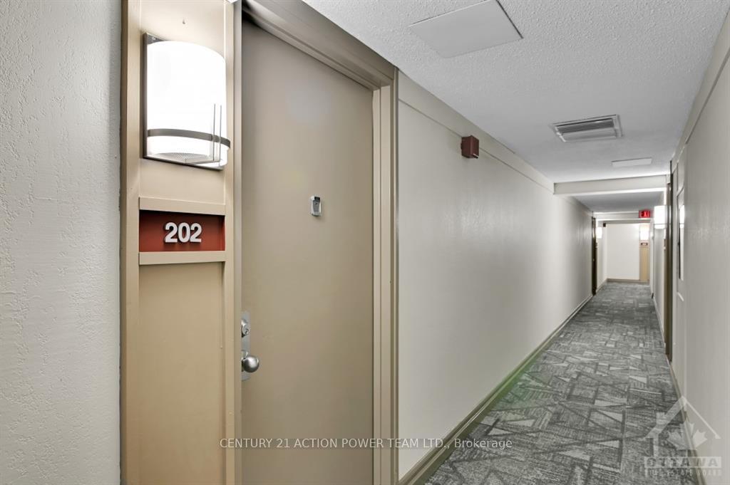 Photo 7 of Unit 202, 1599 Lassiter Terrace, Ottawa, Beaconwood — HOMEH