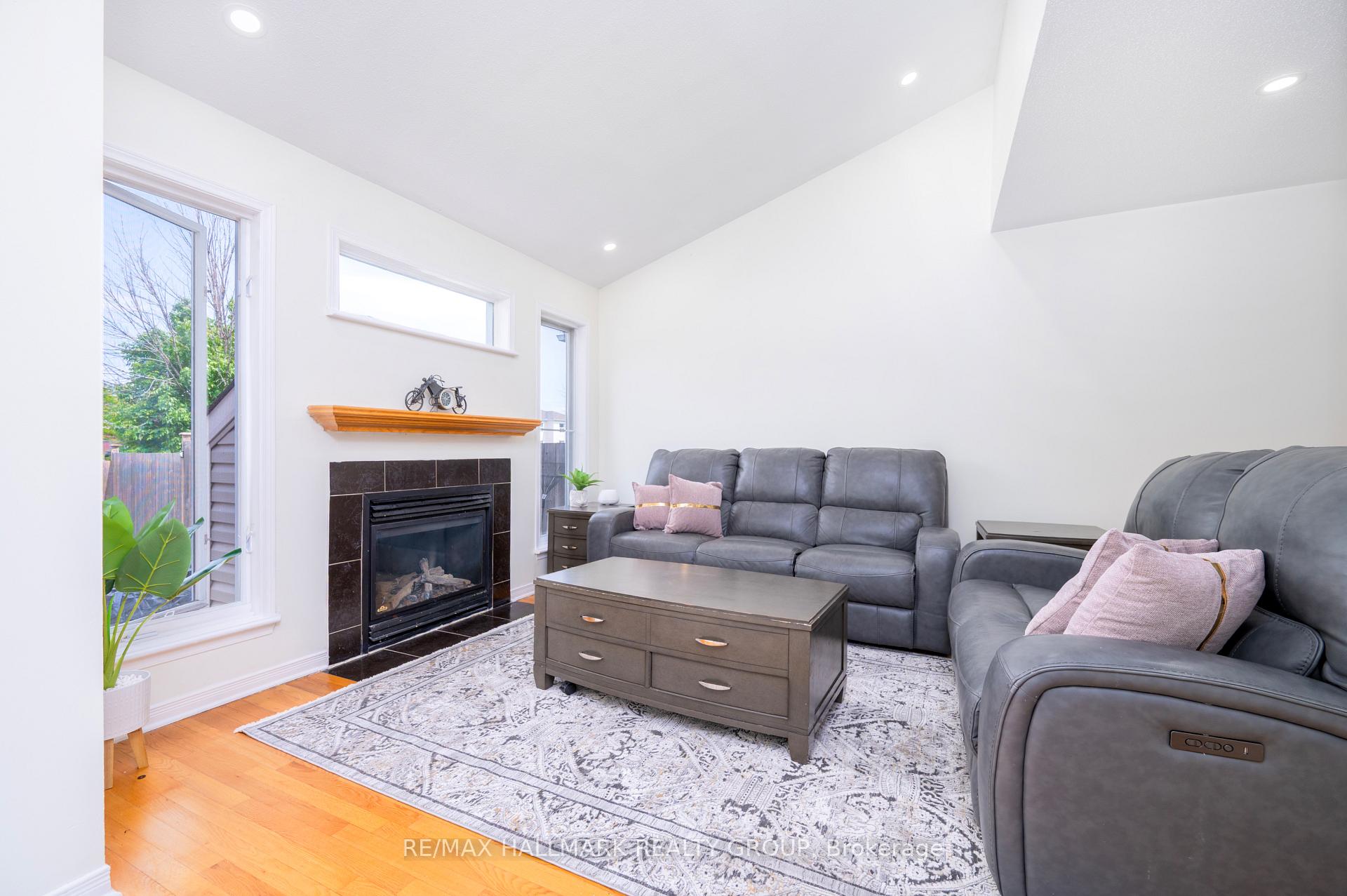 Photo 6 of 73 Palmadeo Drive, Ottawa, Barrhaven - Longfields — HOMEH
