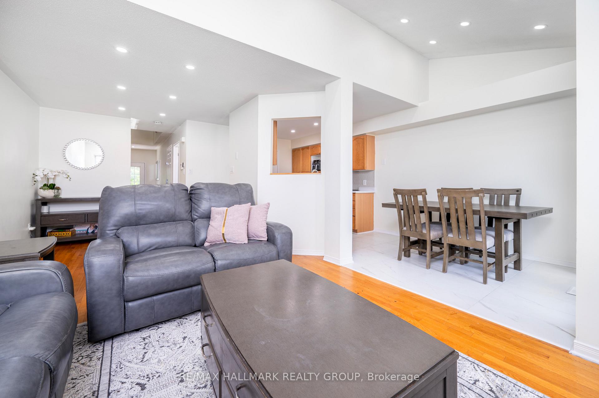 Photo 19 of 73 Palmadeo Drive, Ottawa, Barrhaven - Longfields — HOMEH