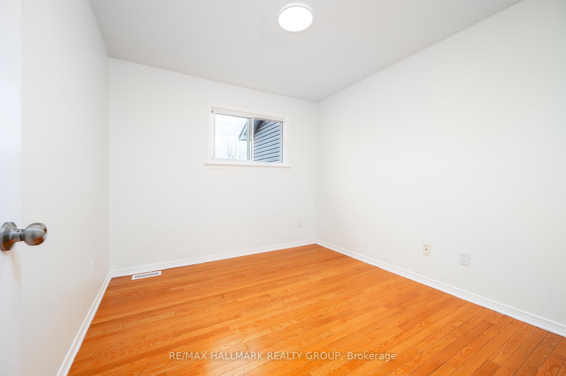 Photo 14 of 73 Palmadeo Drive, Ottawa, Barrhaven - Longfields — HOMEH