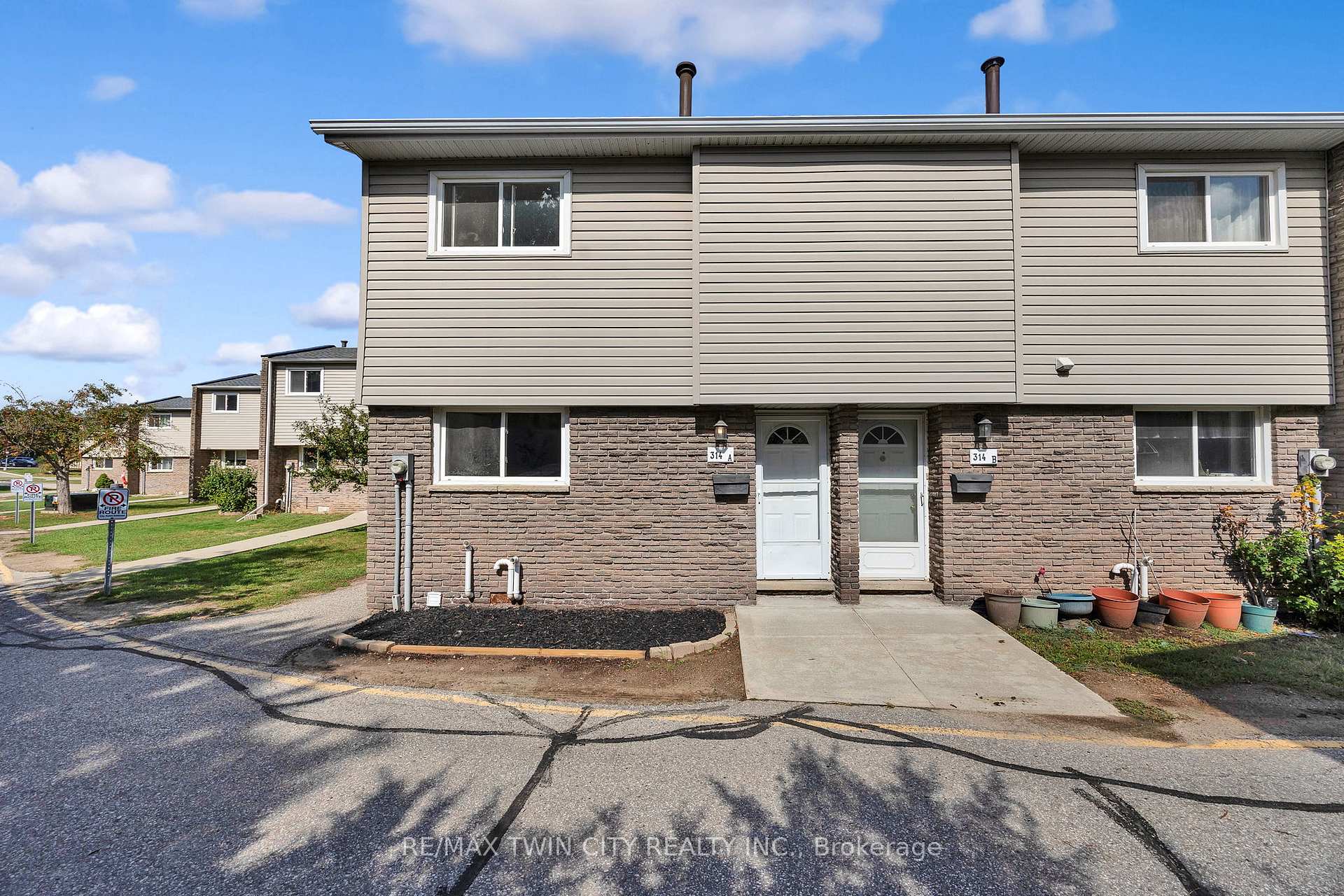 Photo 22 of Unit A, 314 Bluevale Street, Waterloo — HOMEH