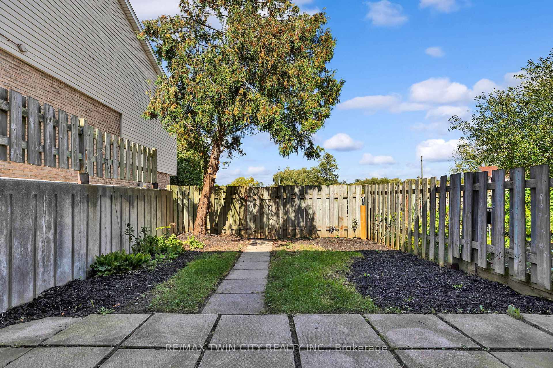 Photo 20 of Unit A, 314 Bluevale Street, Waterloo — HOMEH