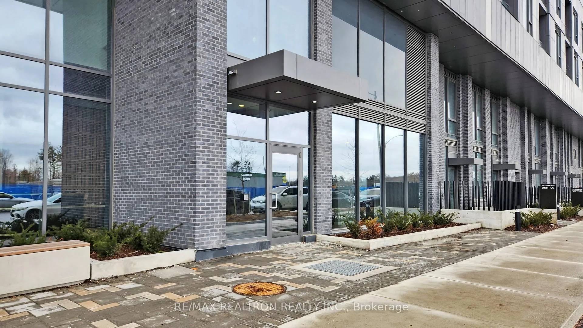 Photo 2 of Unit 2107, 474 Caldari Road, Vaughan, Concord — HOMEH