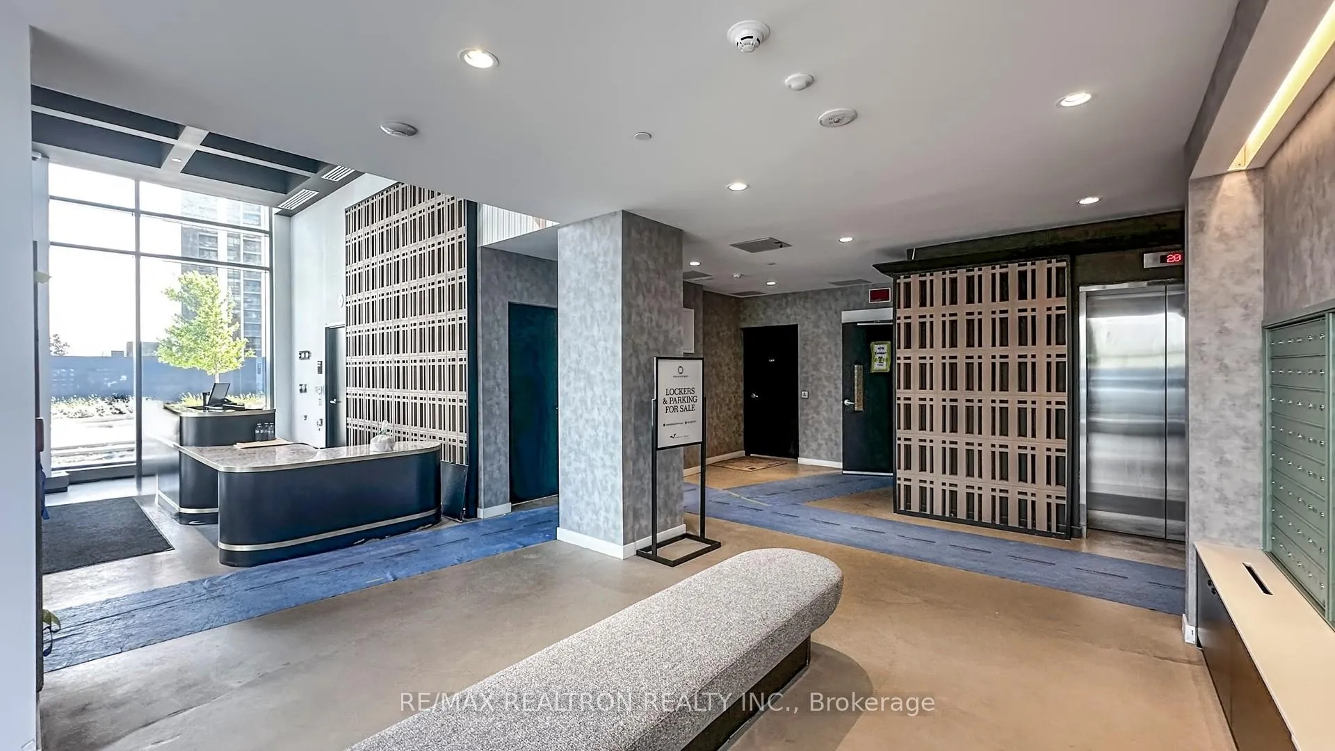Photo 3 of Unit 2107, 474 Caldari Road, Vaughan, Concord — HOMEH