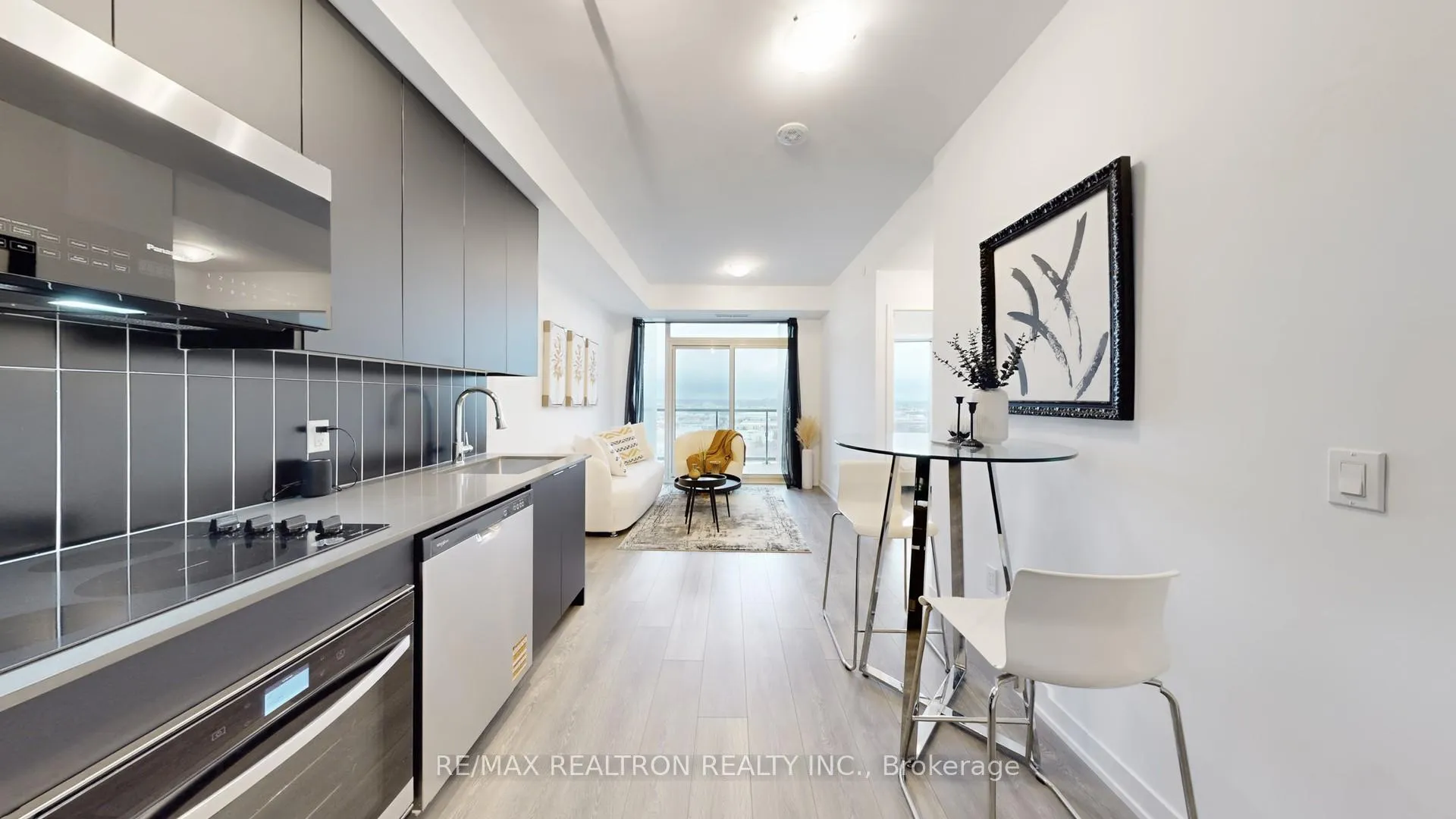 Photo 8 of Unit 2107, 474 Caldari Road, Vaughan, Concord — HOMEH