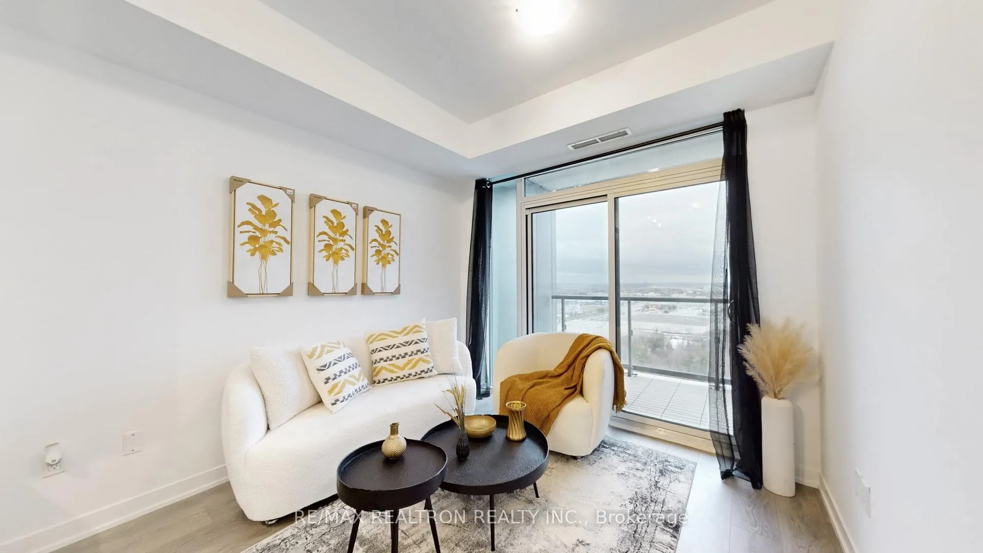 Photo 11 of Unit 2107, 474 Caldari Road, Vaughan, Concord — HOMEH
