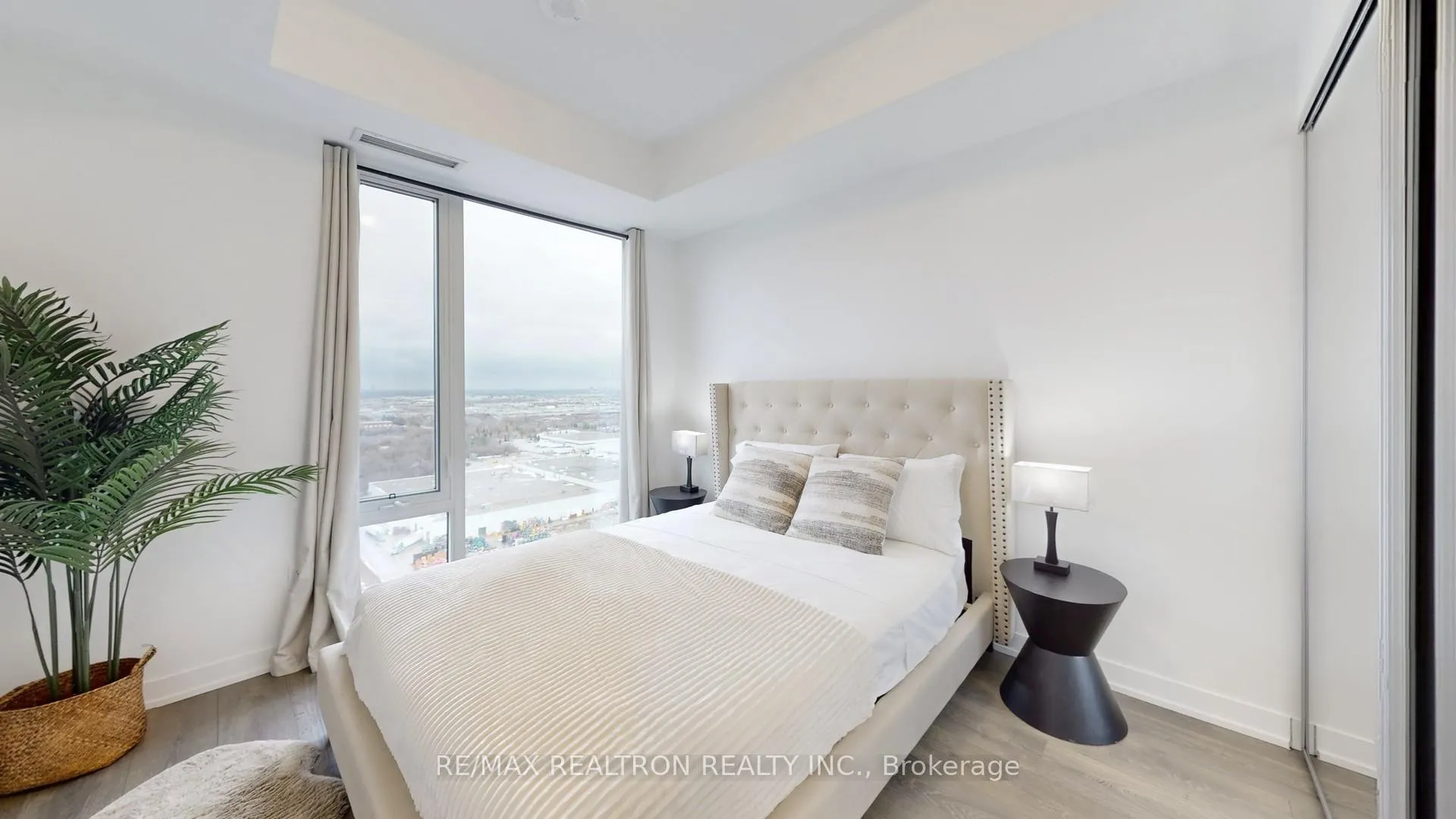 Photo 16 of Unit 2107, 474 Caldari Road, Vaughan, Concord — HOMEH