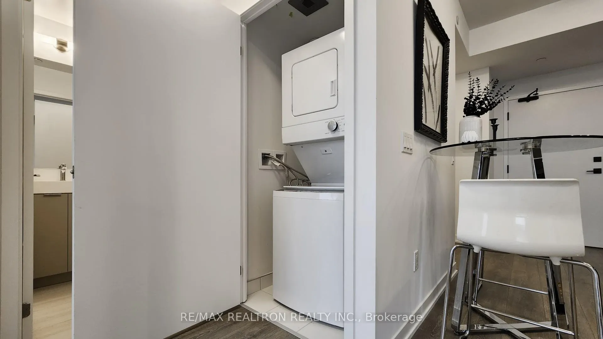 Photo 21 of Unit 2107, 474 Caldari Road, Vaughan, Concord — HOMEH