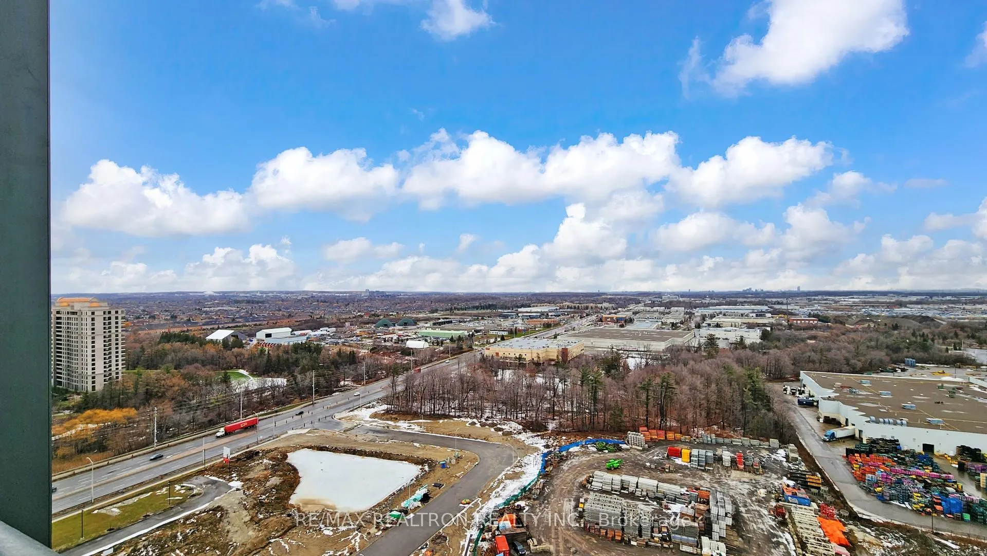 Photo 25 of Unit 2107, 474 Caldari Road, Vaughan, Concord — HOMEH