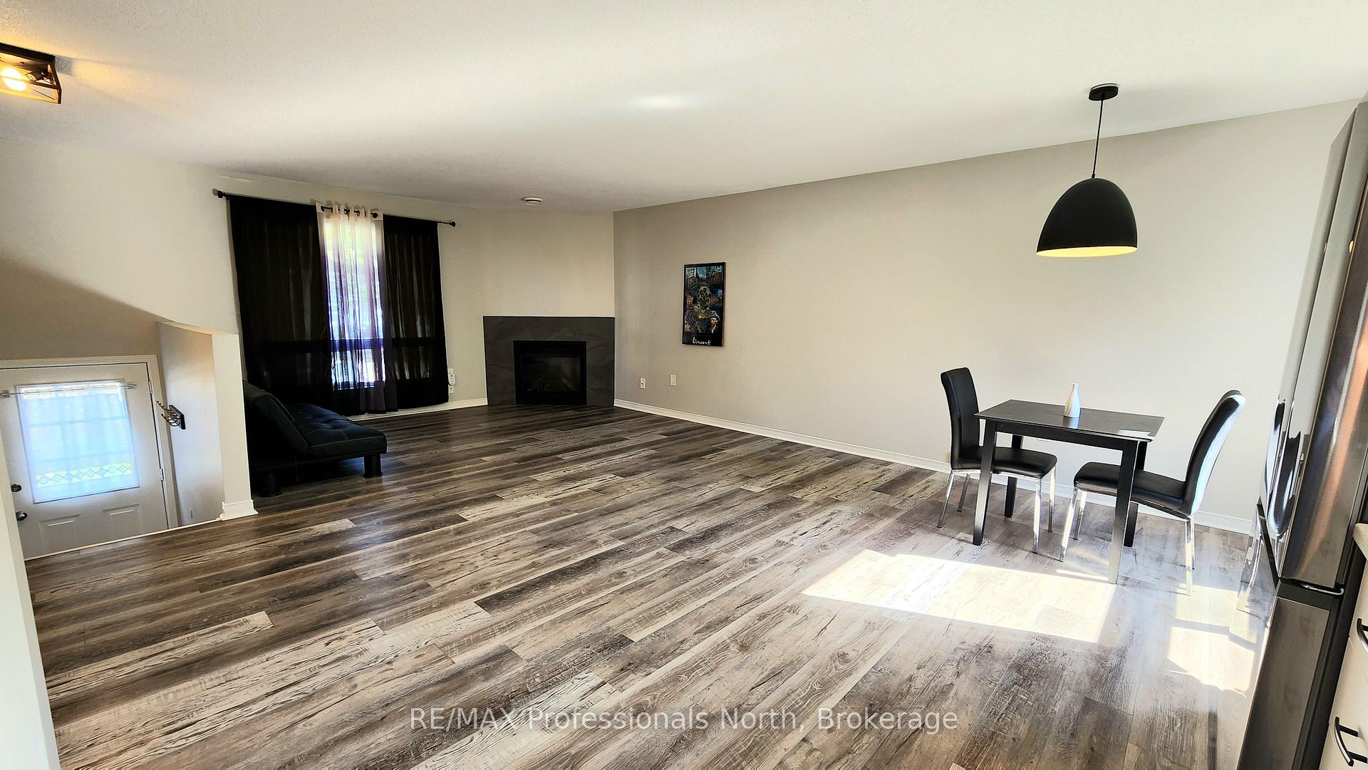 Photo 7 of Unit 33, 200 Pine Street, Bracebridge, Macaulay — HOMEH