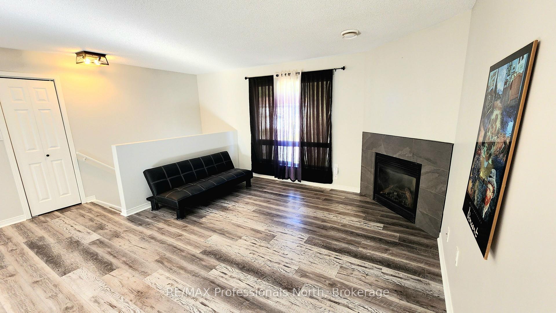 Photo 10 of Unit 33, 200 Pine Street, Bracebridge, Macaulay — HOMEH