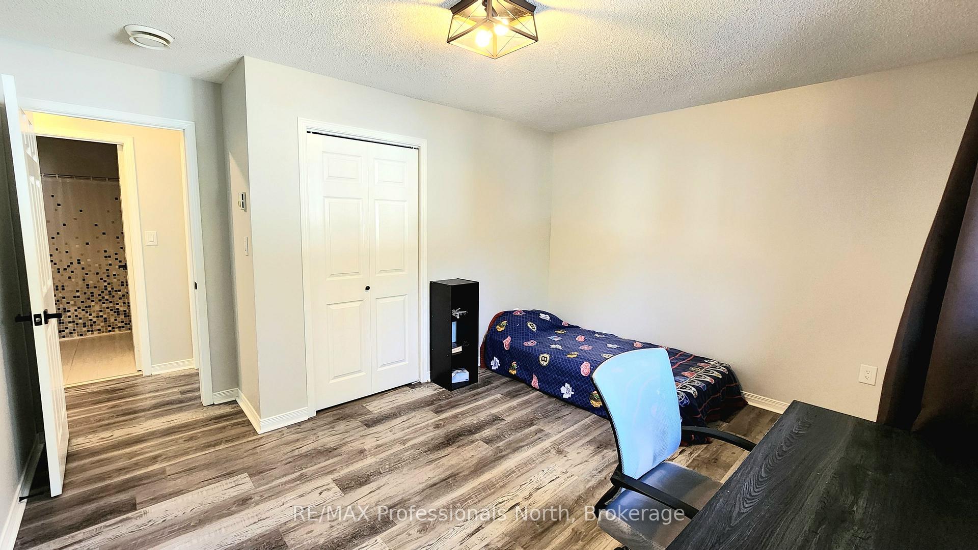 Photo 14 of Unit 33, 200 Pine Street, Bracebridge, Macaulay — HOMEH