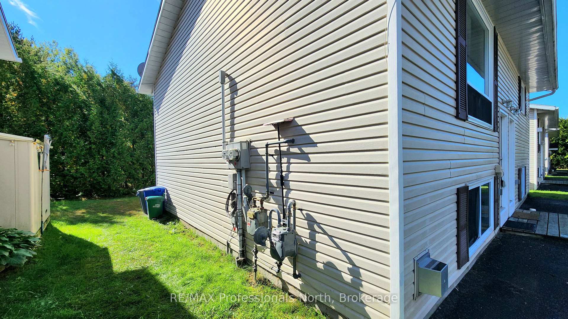 Photo 19 of Unit 33, 200 Pine Street, Bracebridge, Macaulay — HOMEH