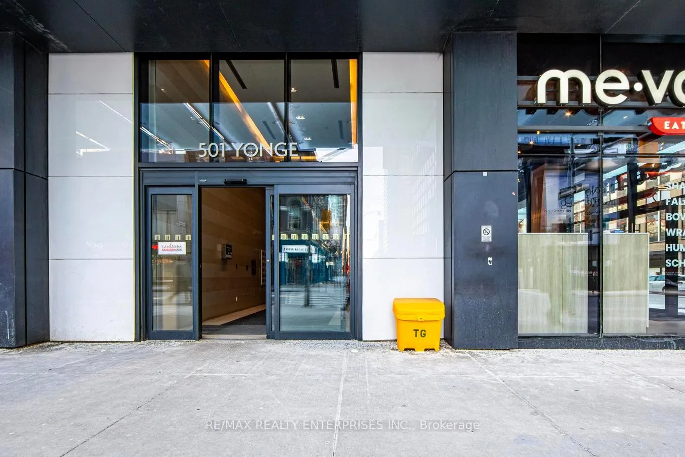 Photo 2 of Unit 1401, 501 Yonge Street, Toronto, Church-Yonge Corridor — HOMEH