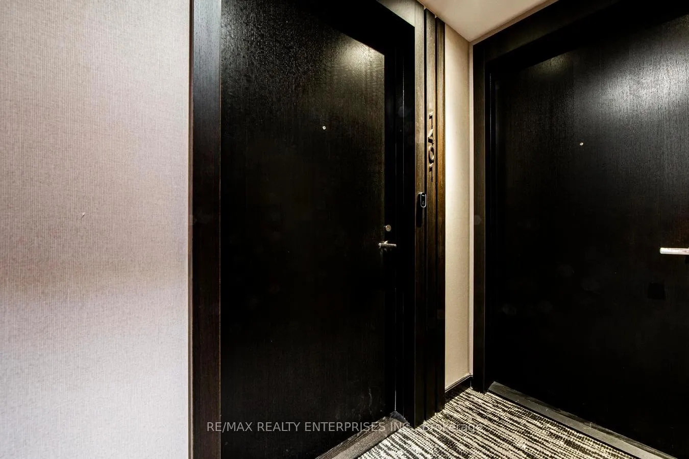 Photo 3 of Unit 1401, 501 Yonge Street, Toronto, Church-Yonge Corridor — HOMEH