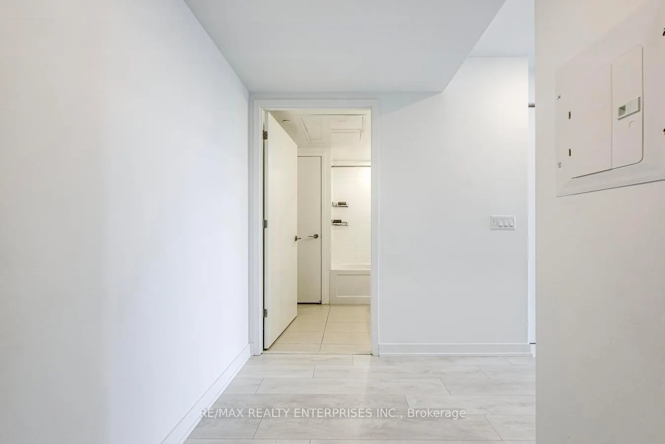 Photo 8 of Unit 1401, 501 Yonge Street, Toronto, Church-Yonge Corridor — HOMEH