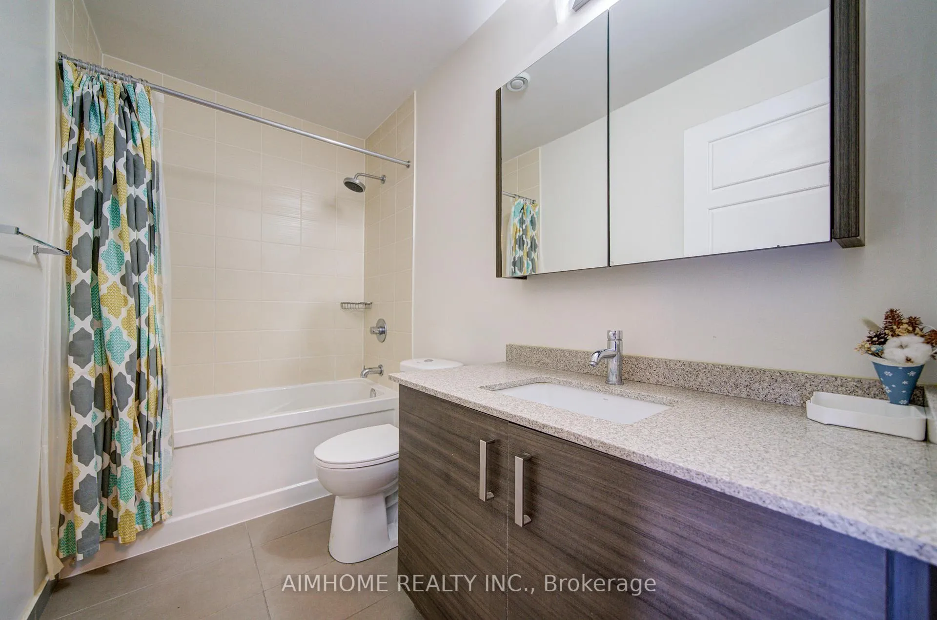 Photo 18 of Unit 318, 1 Uptown Drive, Markham, Unionville — HOMEH