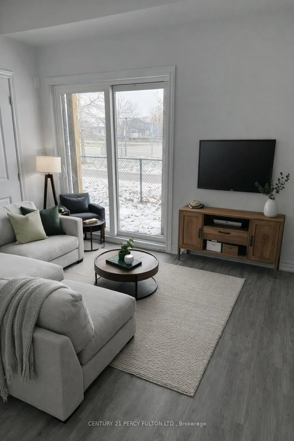 Photo 3 of Unit 7, 575 Woodward Avenue, Hamilton, Parkview — HOMEH