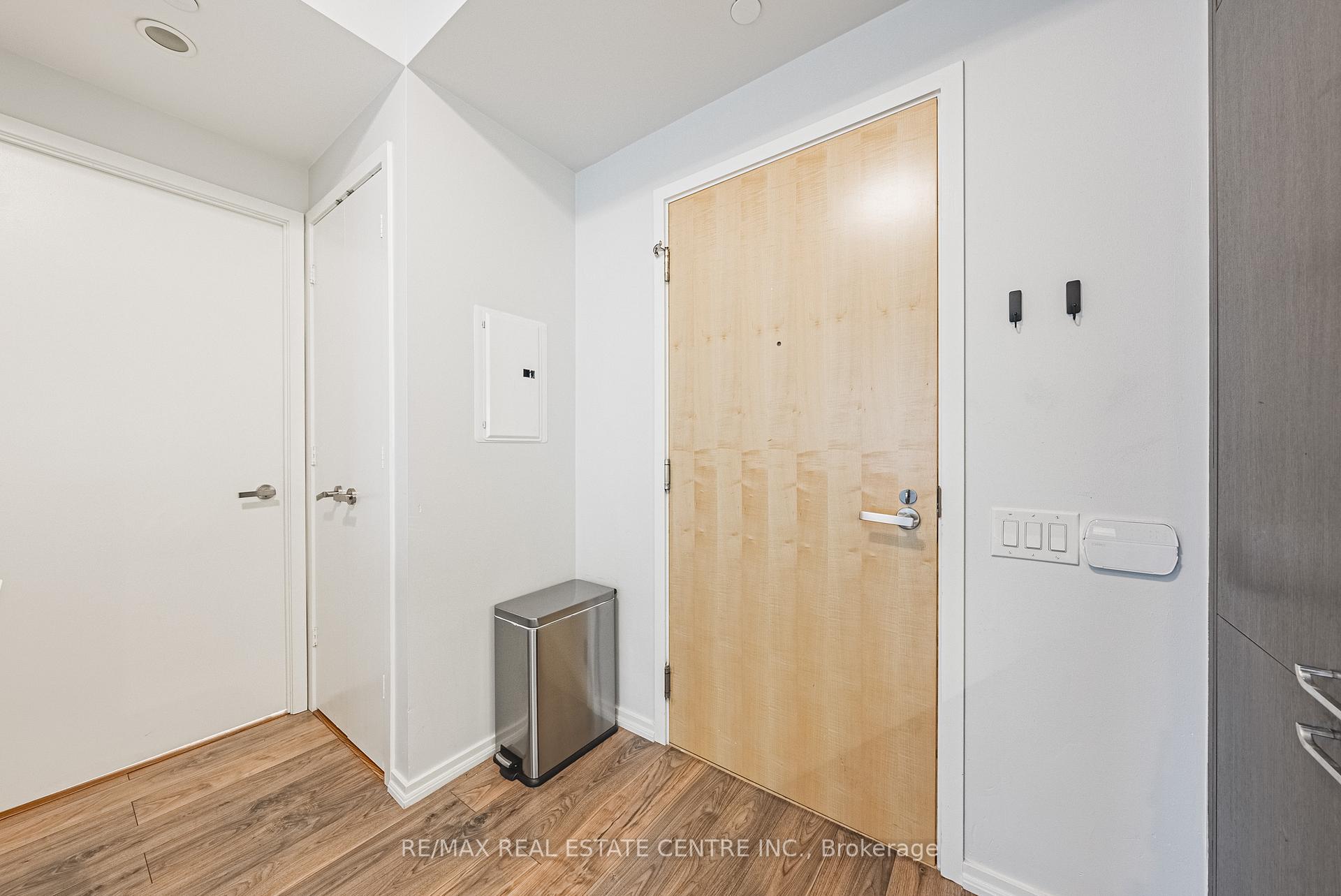 Photo 4 of Unit 605, 45 Charles Street E, Toronto, Church-Yonge Corridor — HOMEH