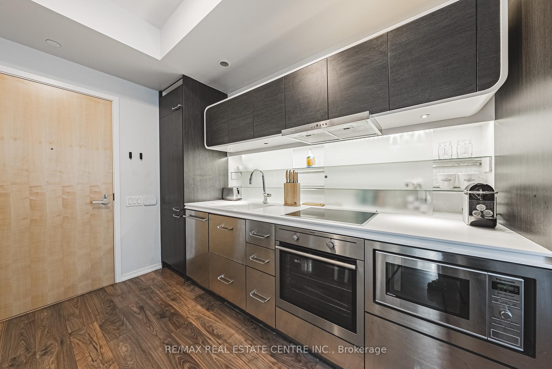 Photo 6 of Unit 605, 45 Charles Street E, Toronto, Church-Yonge Corridor — HOMEH