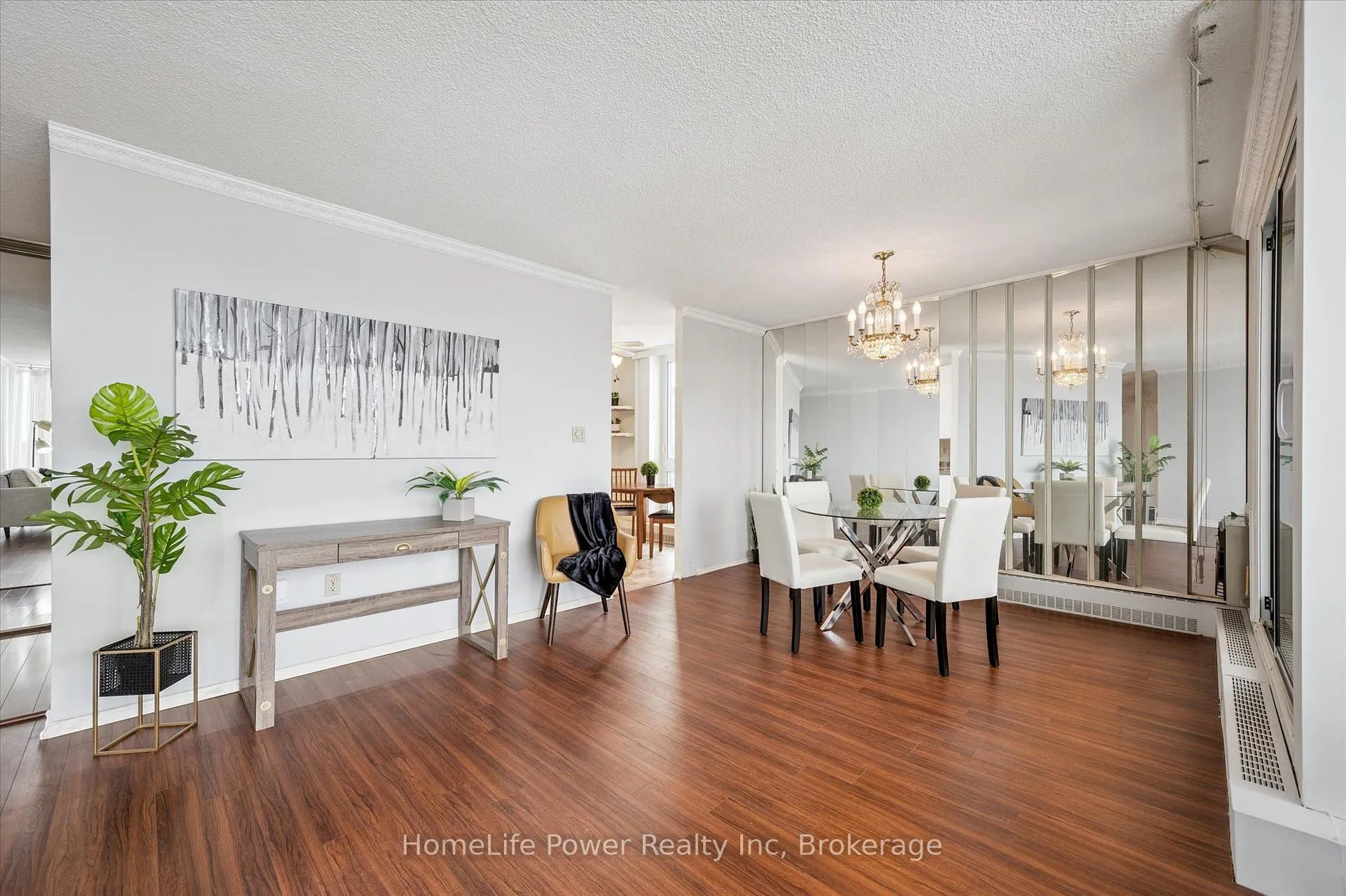 Photo 8 of Unit 711, 19 Woodlawn Road E, Guelph, Riverside Park — HOMEH