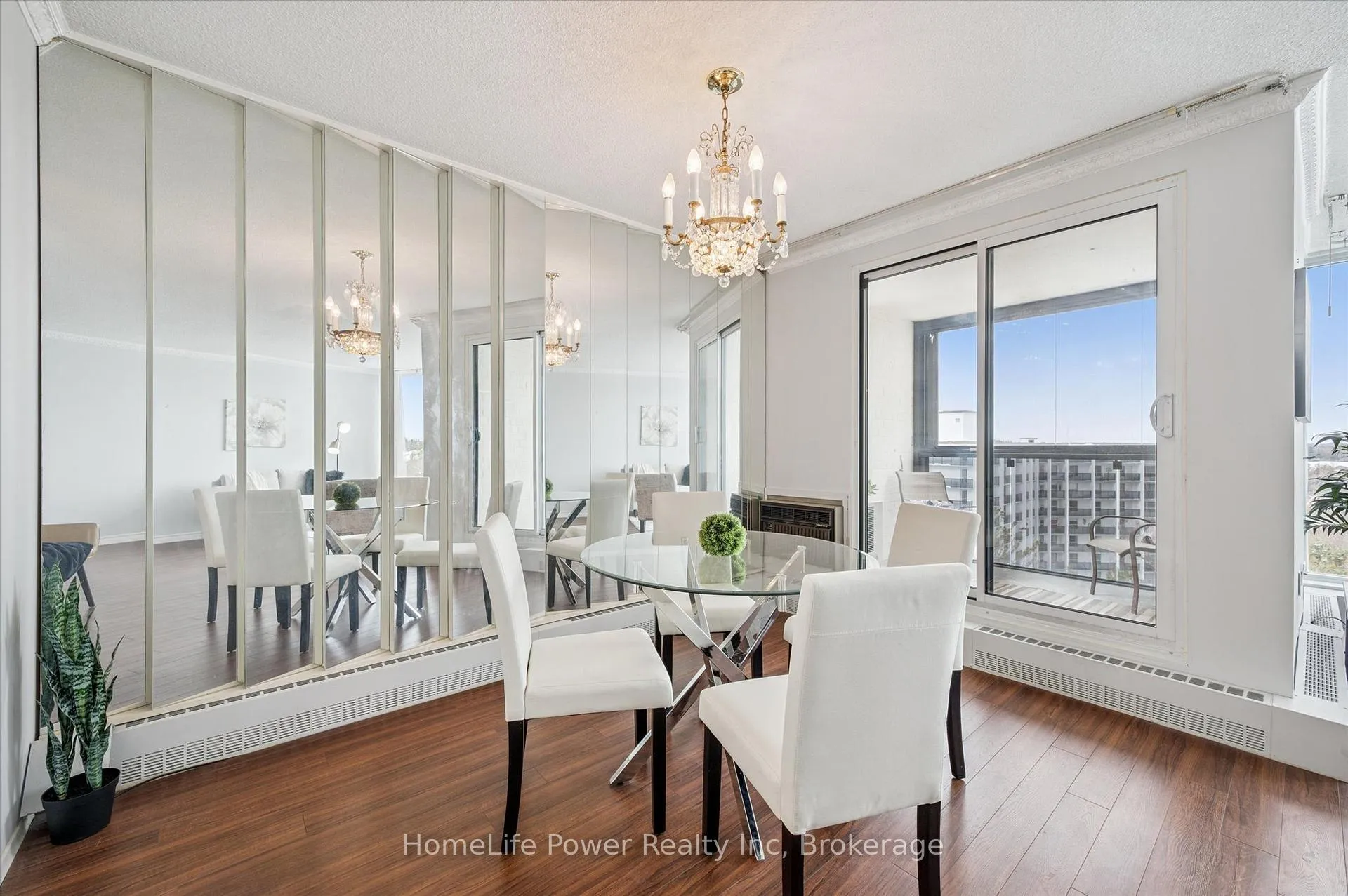 Photo 10 of Unit 711, 19 Woodlawn Road E, Guelph, Riverside Park — HOMEH
