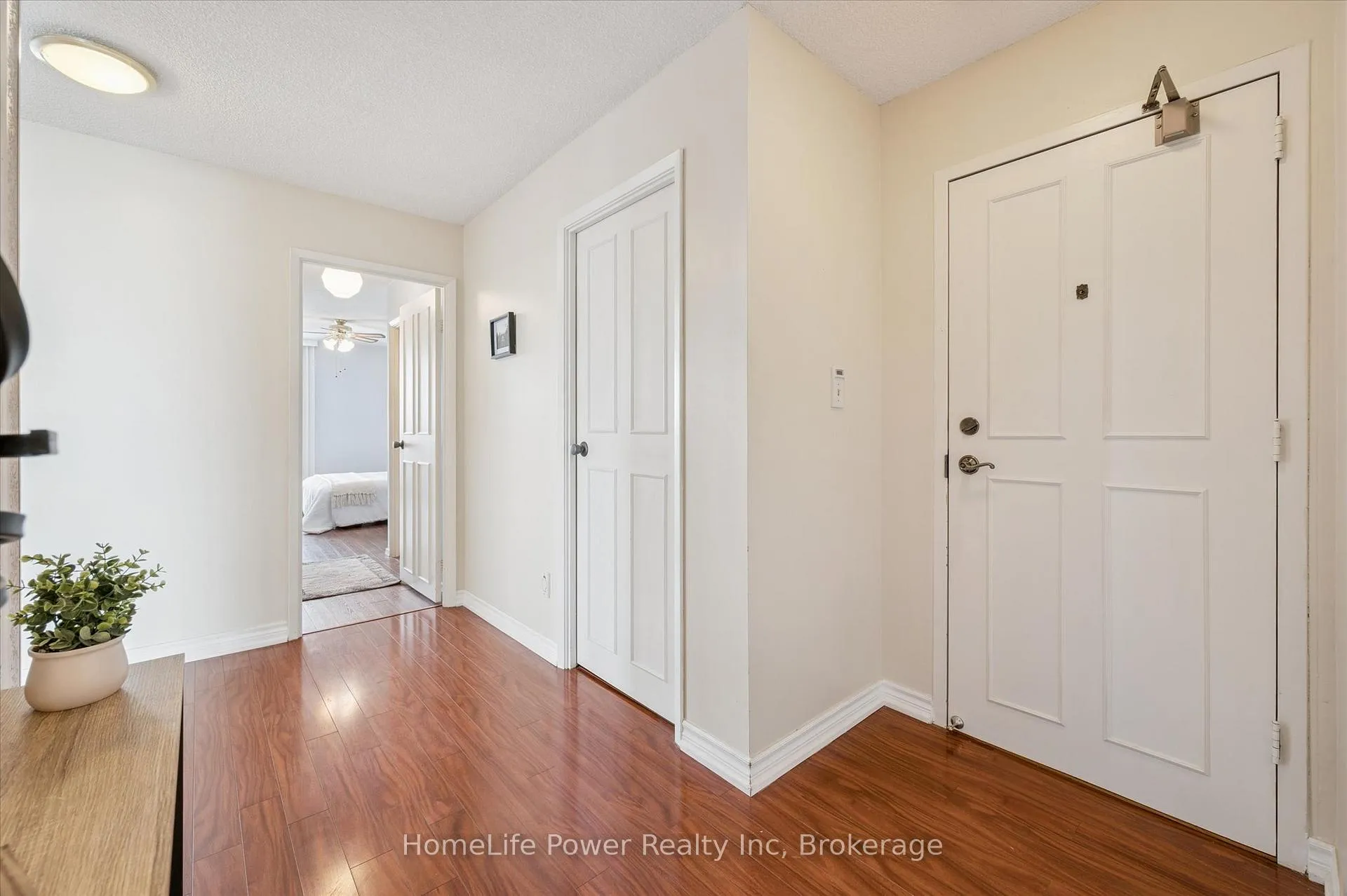 Photo 17 of Unit 711, 19 Woodlawn Road E, Guelph, Riverside Park — HOMEH