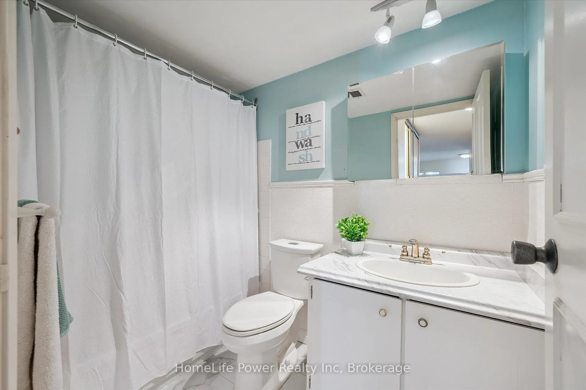 Photo 20 of Unit 711, 19 Woodlawn Road E, Guelph, Riverside Park — HOMEH