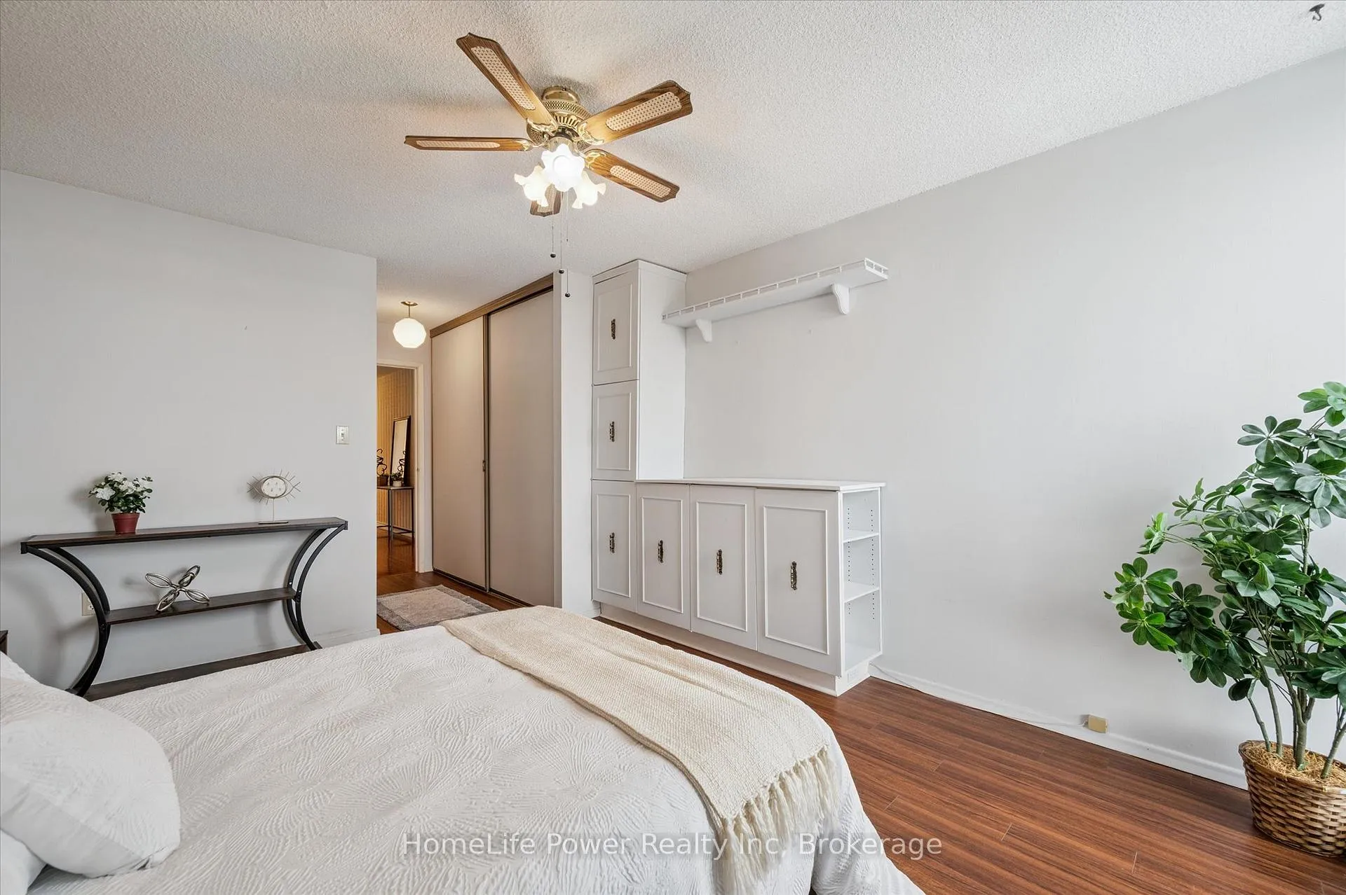 Photo 23 of Unit 711, 19 Woodlawn Road E, Guelph, Riverside Park — HOMEH