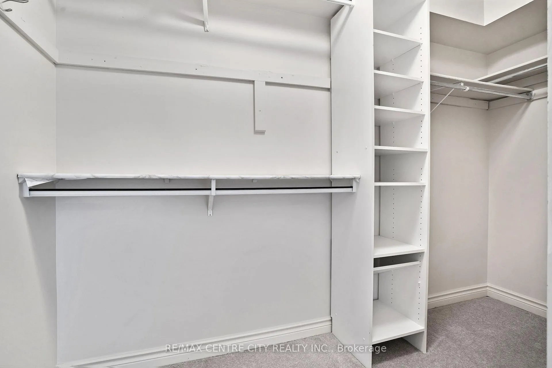 Photo 27 of Unit 808, 4 Willow Street, Waterloo — HOMEH