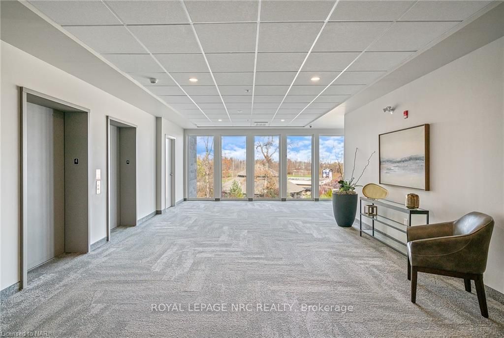 Photo 5 of Unit 402, 105 Vansickle Road, St. Catharines, Rykert/Vansickle — HOMEH
