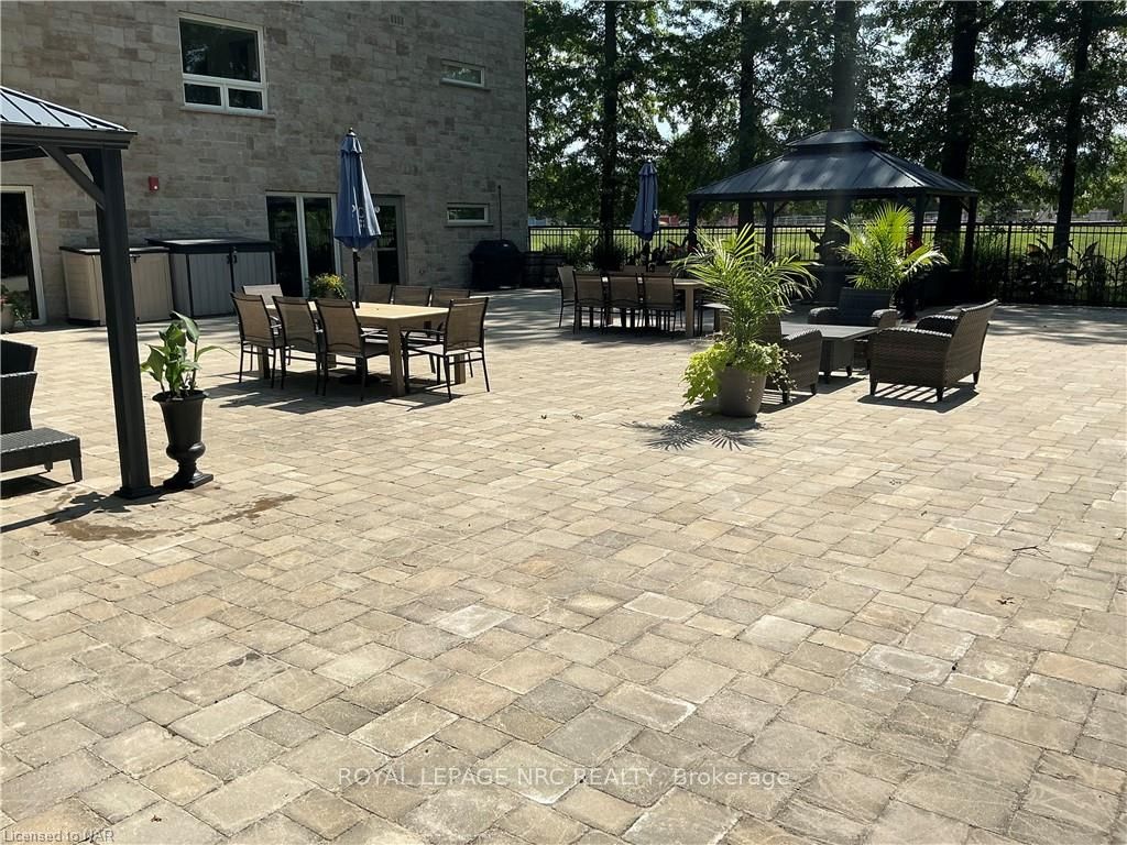 Photo 29 of Unit 402, 105 Vansickle Road, St. Catharines, Rykert/Vansickle — HOMEH
