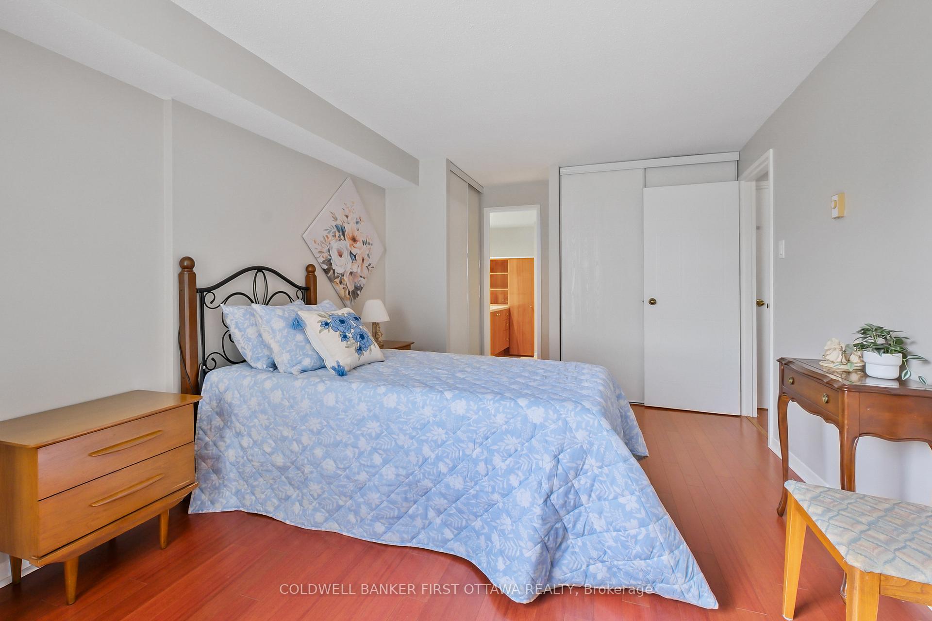 Photo 3 of Unit 412, 80 Sandcastle Drive, Ottawa, Leslie Park — HOMEH