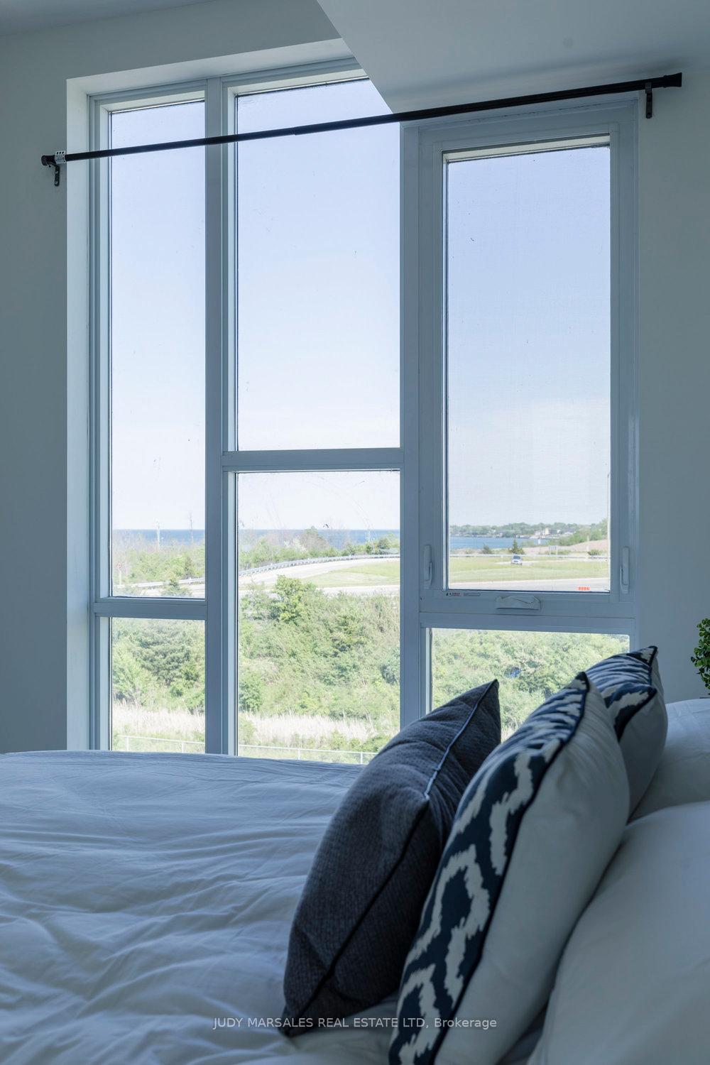 Photo 25 of Unit 424, 16 Concord Place, Grimsby, Grimsby Beach — HOMEH