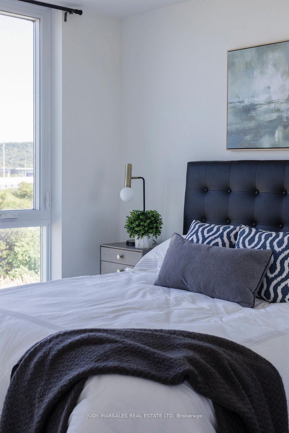 Photo 32 of Unit 424, 16 Concord Place, Grimsby, Grimsby Beach — HOMEH