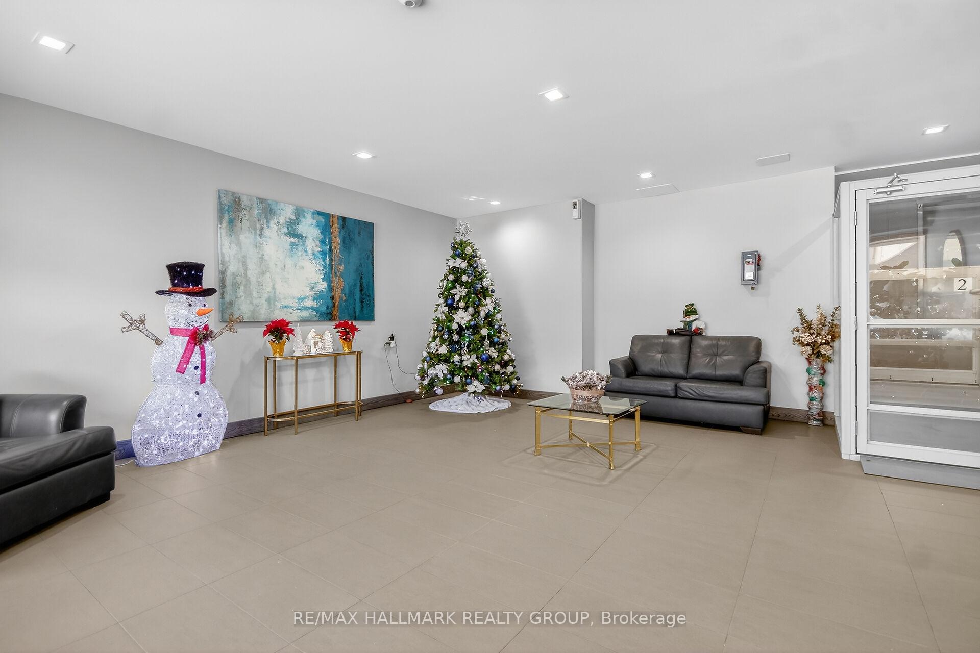 Photo 5 of Unit 1001, 665 Bathgate Drive, Ottawa, Carson Meadows — HOMEH