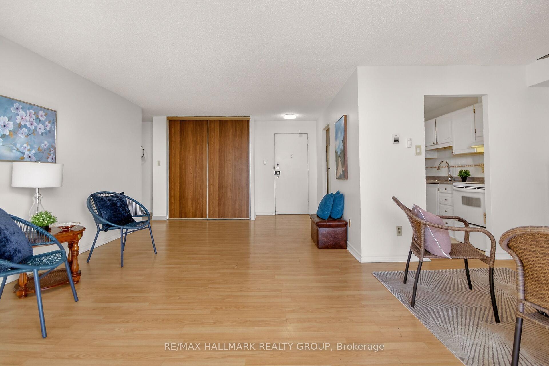 Photo 9 of Unit 1001, 665 Bathgate Drive, Ottawa, Carson Meadows — HOMEH