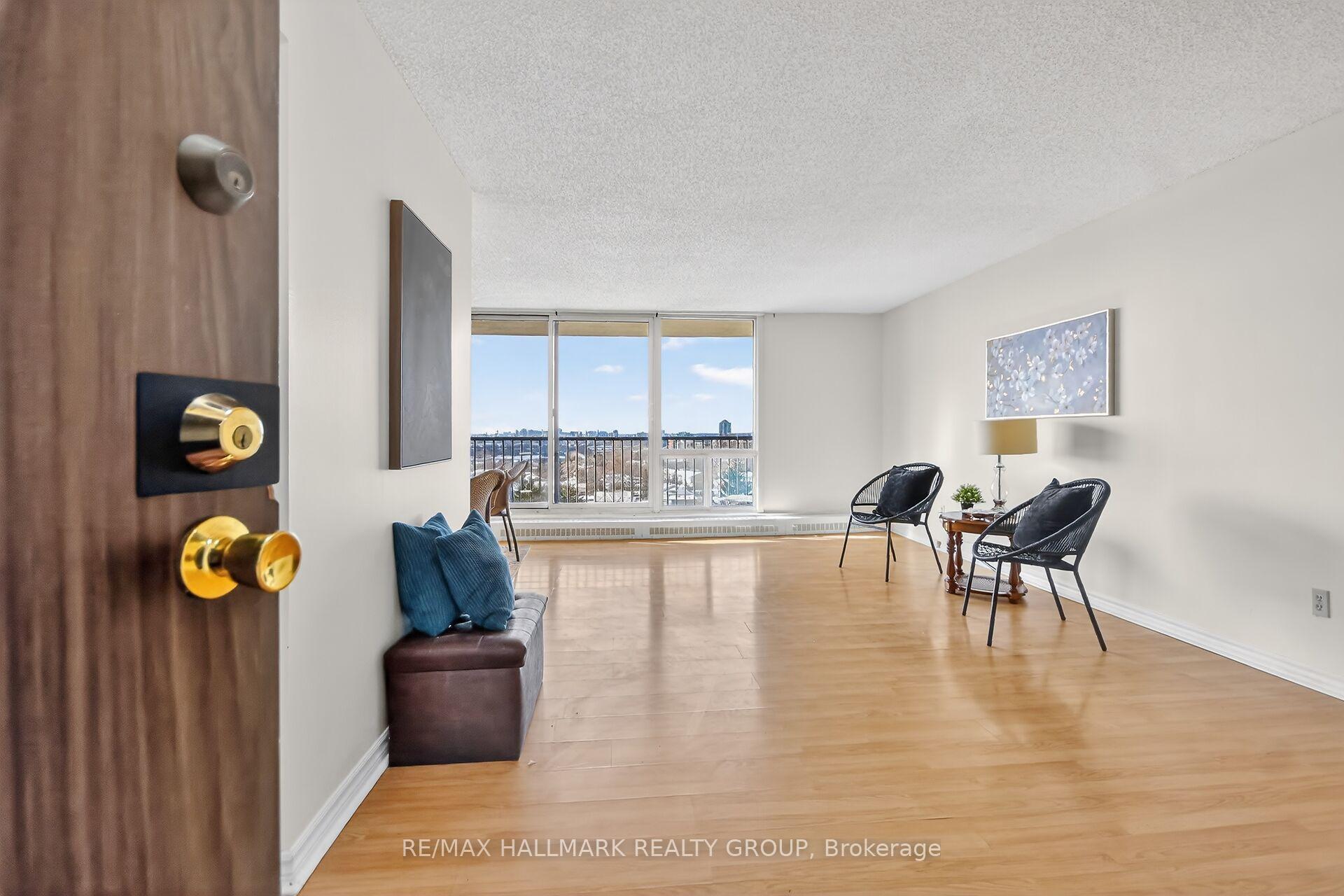 Photo 13 of Unit 1001, 665 Bathgate Drive, Ottawa, Carson Meadows — HOMEH