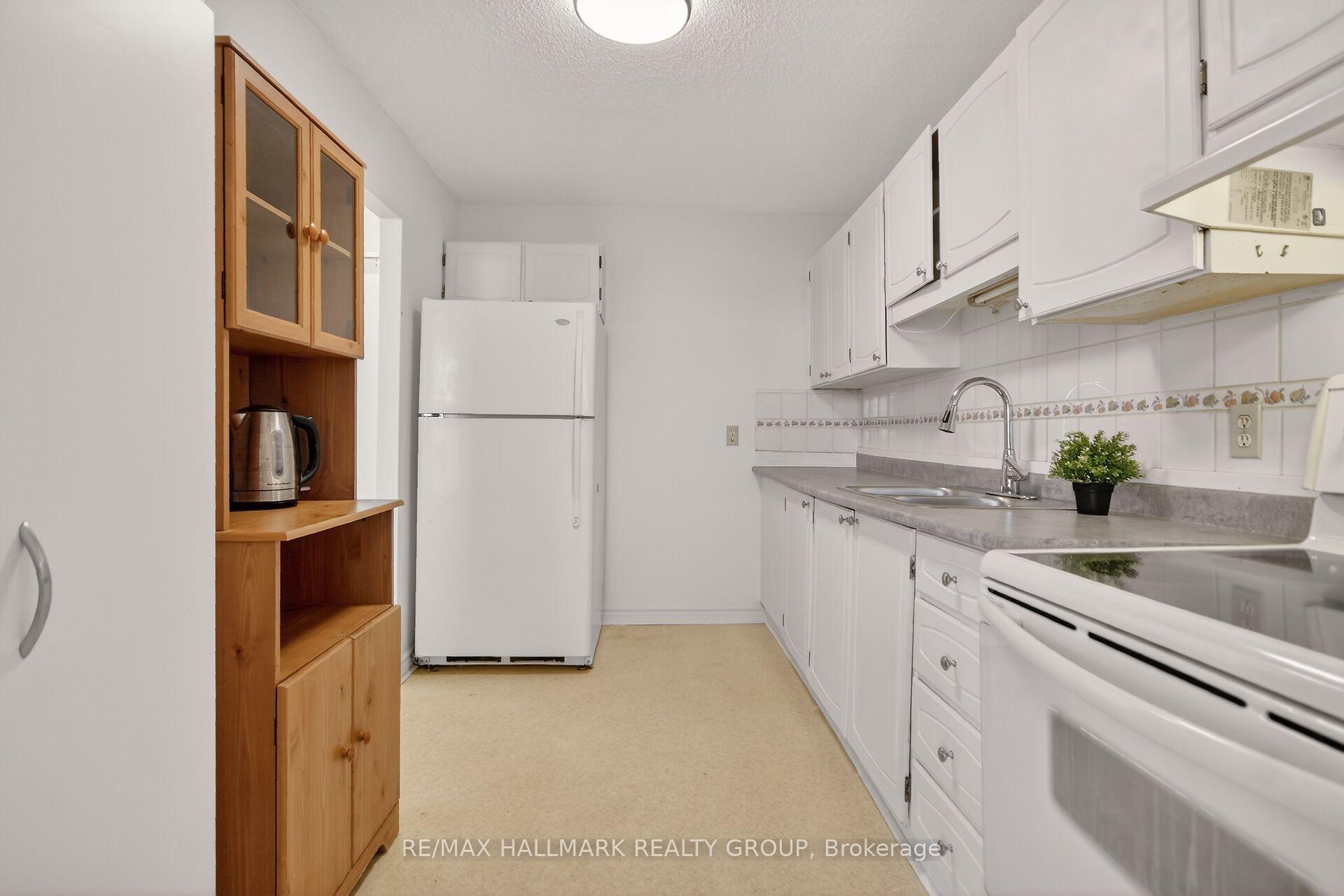 Photo 25 of Unit 1001, 665 Bathgate Drive, Ottawa, Carson Meadows — HOMEH
